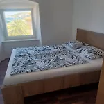 Niko 1 * מאלי לוסיניי