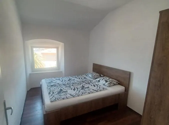 Apartment Niko 1 Mali Losinj